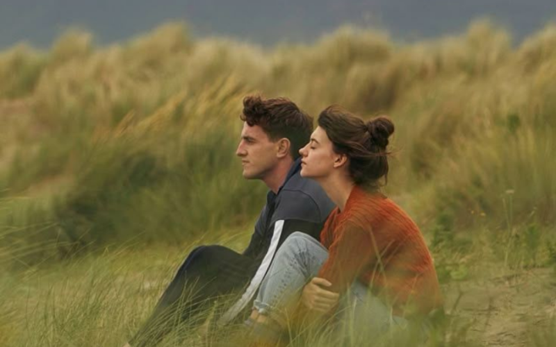 Pessoas Normais: a diferença de classes sociais em um relacionamento.